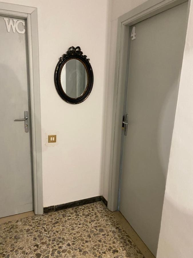 Live In Pisa - 250M Dalla Stazione Centrale Di Pisa Hotel Eksteriør billede